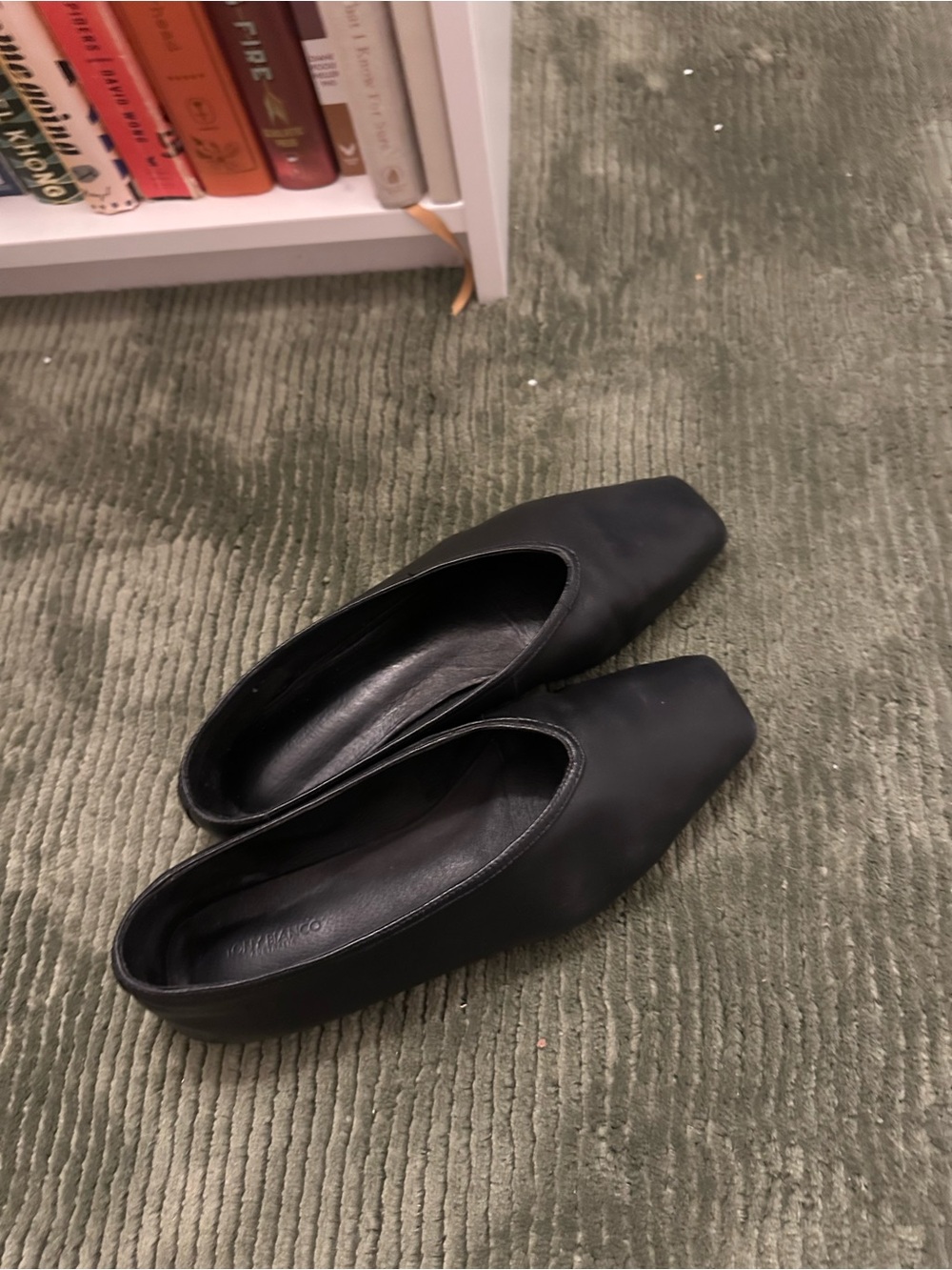 TONY BIANCO - Bianca Black Leather Flat - Size 8 (fit like a 9)